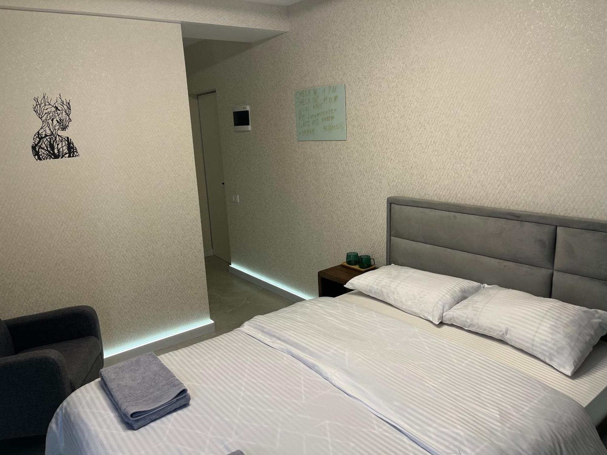 77/5 Hotel คีชีเนา ภายนอก รูปภาพ
